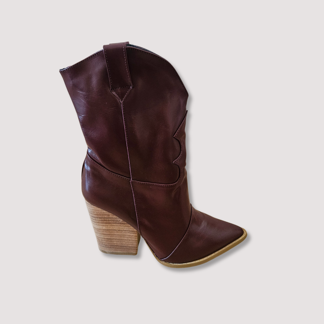 TAPATÍA BURGUNDY (PRE-VENTA)